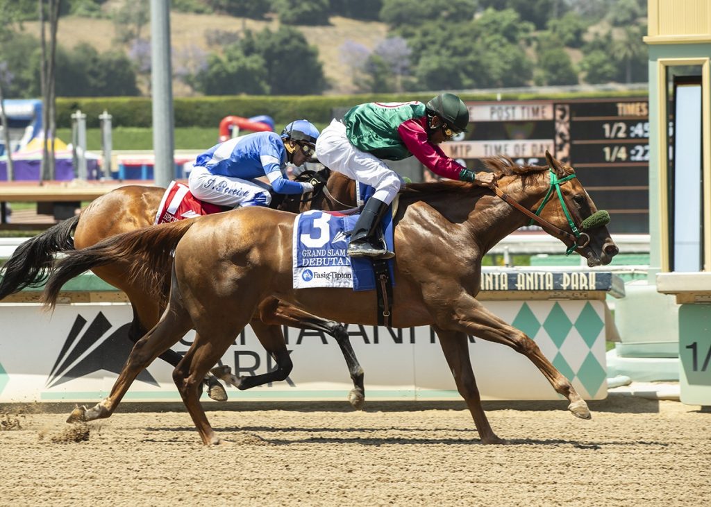 Grand Slam Smile - F-T Debutante Stakes - Benoit Photo