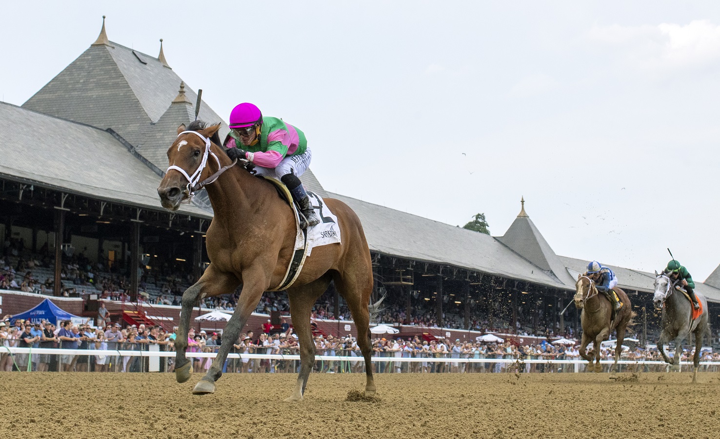 Becky’s Joker debutó ganando en el Schuylerville Stakes DRF en Español