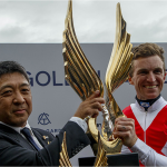 Keiji Yoshimura y el jinete Josh Parr, ganadores con Obamburumai del Golden Eagle 2023 Martin King / Sportpix