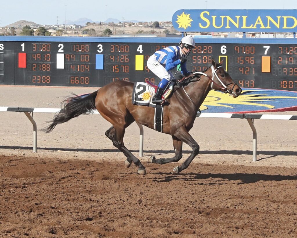 Runnin N Gunnin - Sunland Park Oaks - Coady Media