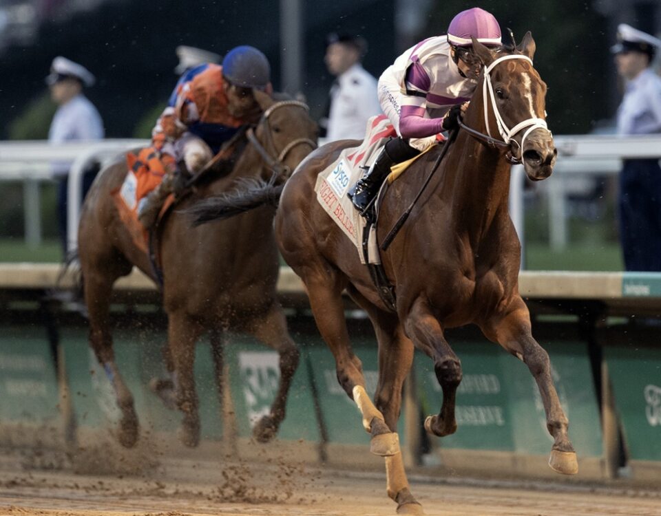 Look Forward - Eight Belles Stakes G2 - Barbara D. Livingston - Daily Racing Form
