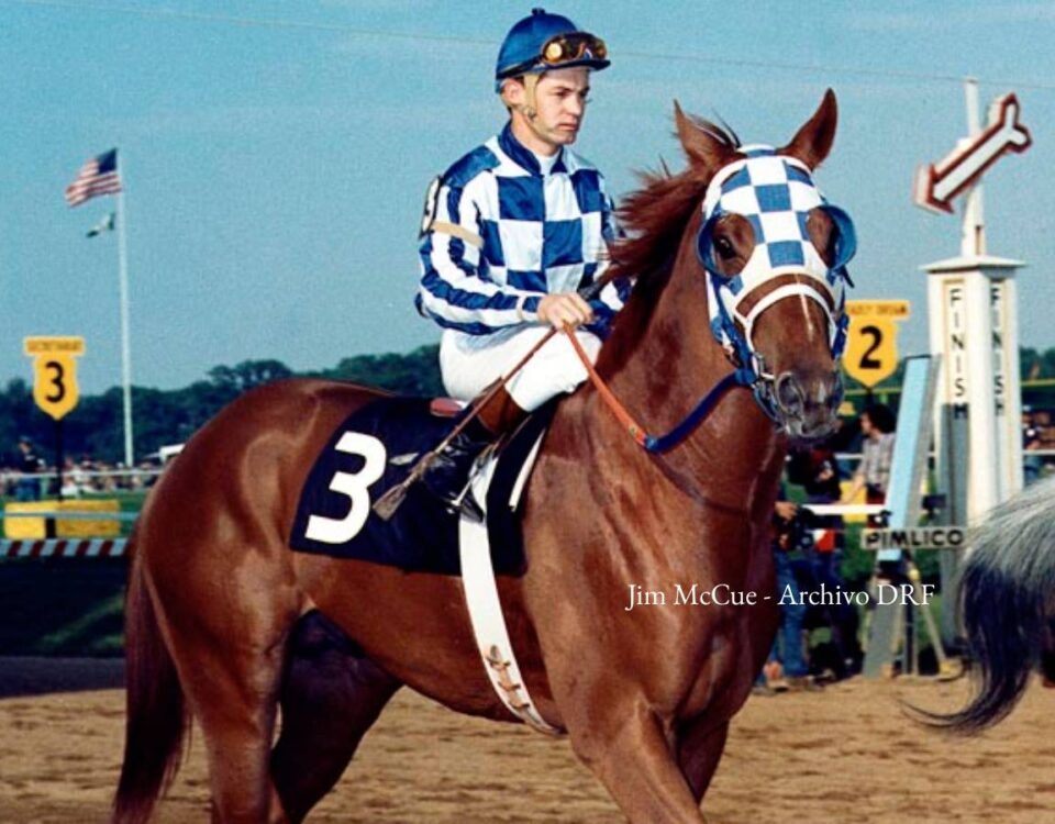 Secretariat - Preakness 1973 - Jim McCue - Archivo Daily Racing Form