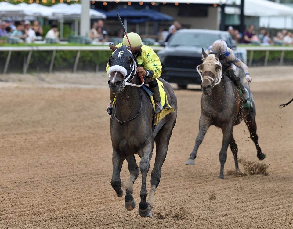 Shaq Diesel - Big Drama Handicap - Ryan Thompson/Coglianese Photo