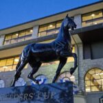 Ecorche statue at Keeneland - Foto: Barbara D. Livingston - Daily Racing Form