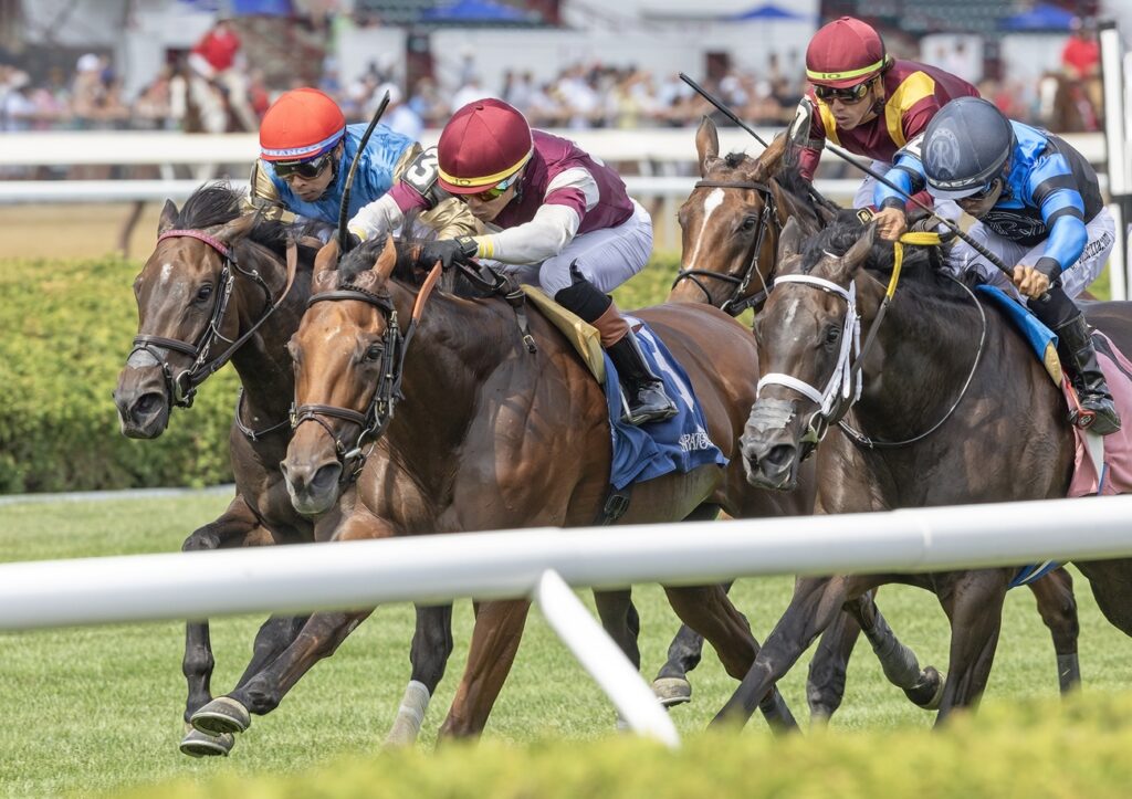 Deep Satin - Debbie Roma / Daily Racing Form