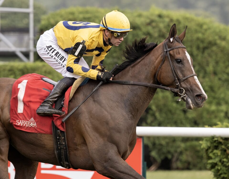 La Mehana - Glens Falls Stakes G2T - Barbara D. Livingston - Daily Racing Form