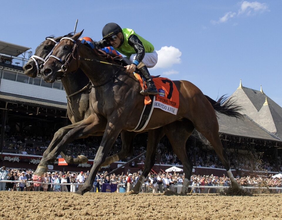 Thorpedo Anna - Personal Ensign G1 - Barbara D. Livingston - Daily Racing Form