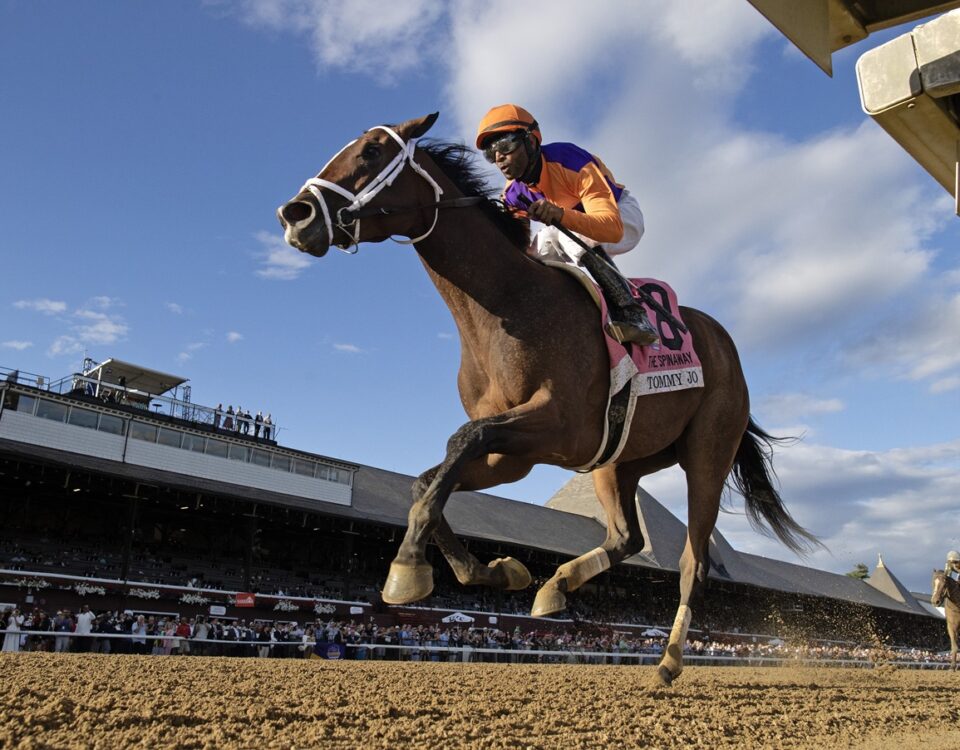 Tommy Jo - Spinaway G1 - Barbara D. Livingston - Daily Racing Form