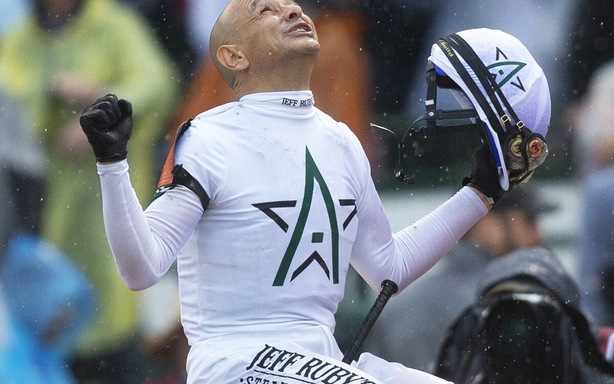 Mike Smith - Barbara D. Livingston - Daily Racing Form