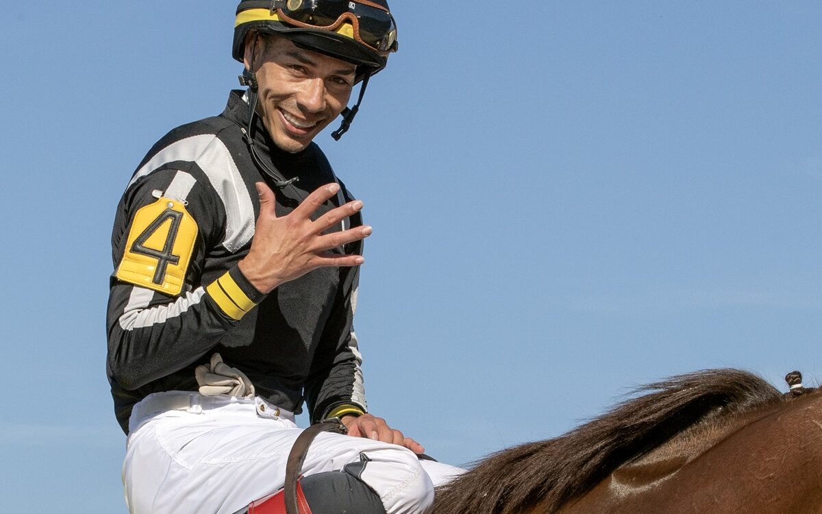 Jose Ortiz - Barbara D. Livingston - Daily Racing Form