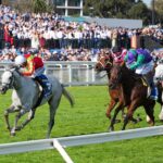 Kingswood (GB) - Caulfield Cup G1 - Foto vía ©️Sky Racing World. Derechos reservados.