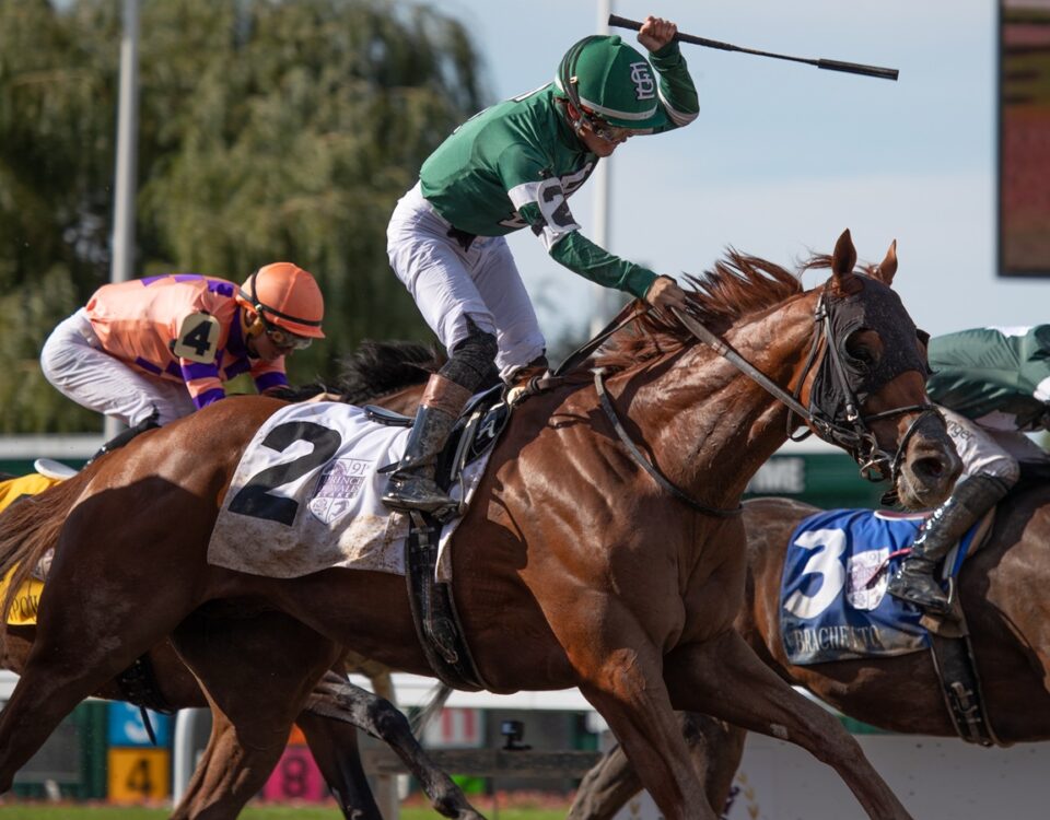 Military Time - Julie Wright - Daily Racing Form